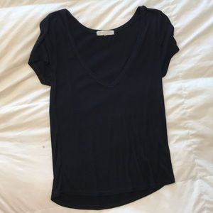 Deep V black tee